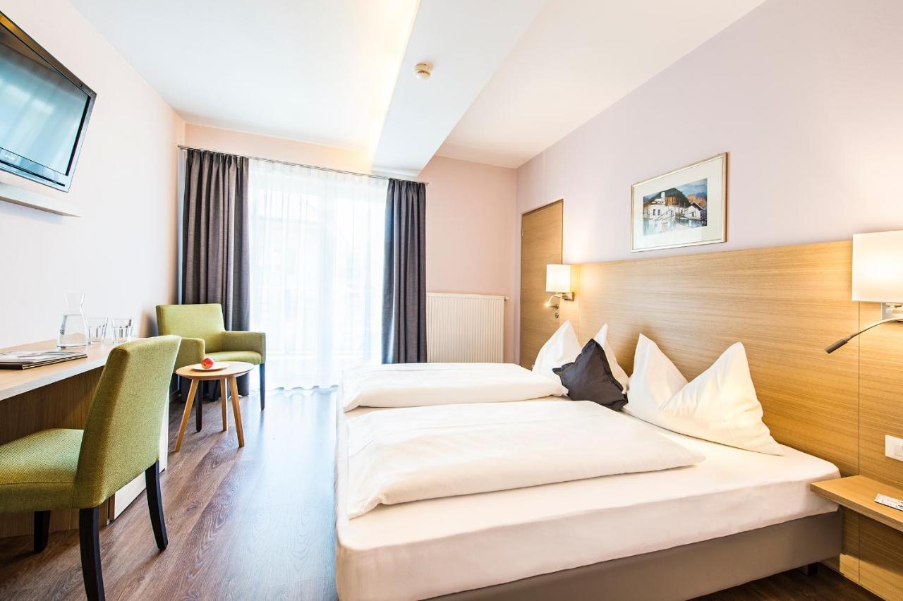 Hotel Jardis (Adults Only) Lana Exterior photo